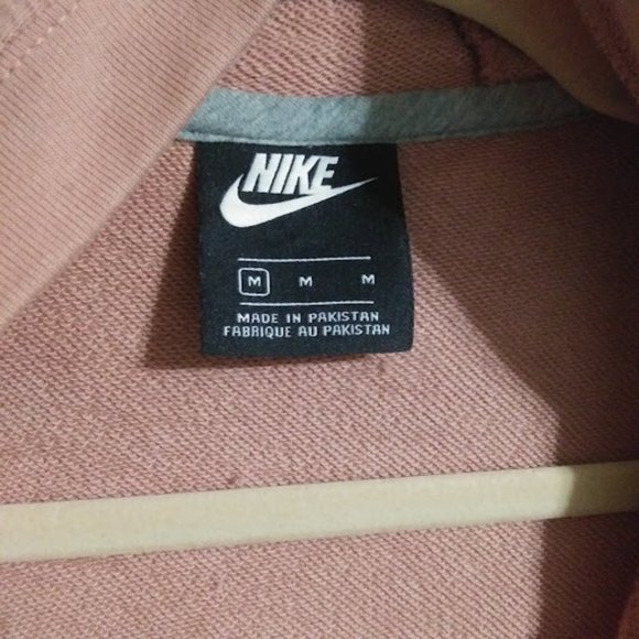 NIKE HOODIE PULLOVER*LIGHTWEIGHT*LACED V NECK*WOMEN SIZE M*DUSTY ROSE COLOR* - Picture 4 of 7